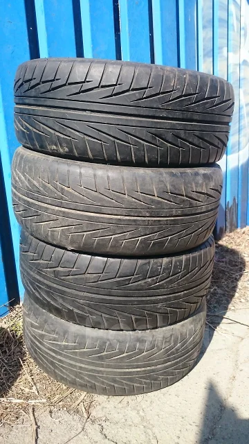 Bridgestone Potenza RE760 Sport. ������, �/�, ����� 50 % ����