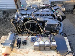 Yamaha. 4-�������, ���������, 2002 ��� ����