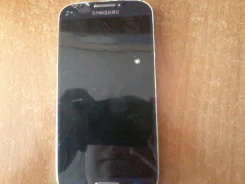 Samsung Galaxy S4. �/�