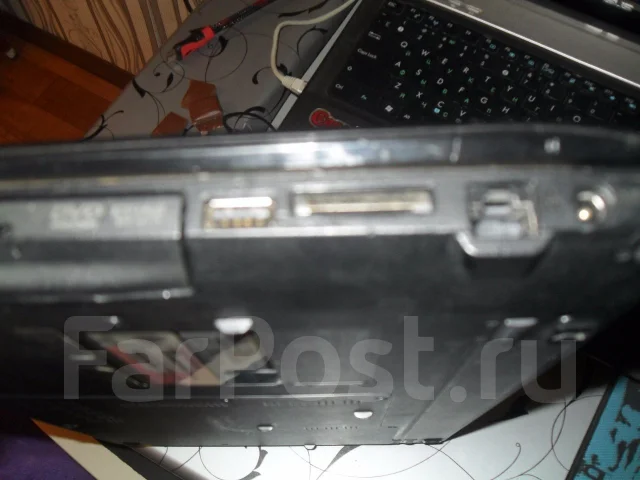 Asus K52DR. 15.6", 2,3����, ��� 4 ��, ���� 250���, WiFi: 1, Bluetooth: 1 ����