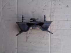 Подушка коробки передач. Toyota Land Cruiser Cygnus, UZJ100W Toyota Land Cruiser, UZJ100W, UZJ100L, UZJ100 Двигатель 2UZFE