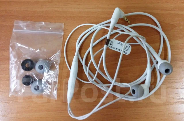 Sony Ericsson Walkman Live WT19i. �/� ����