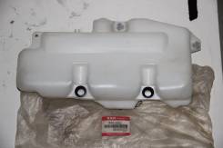 Бачок стеклоомывателя. Suzuki Kei, HT51S Suzuki Swift, HT51S Suzuki Chevrolet Cruize, HR81S, HR51S