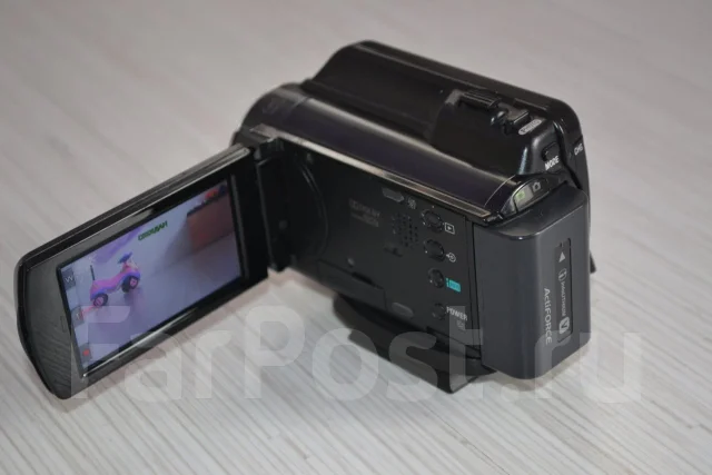 Sony HDR-XR150E. 4 - 4.9 ��, � ���������� ����