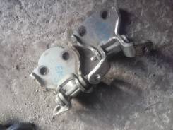 Крепление боковой двери. Honda Civic, EK3