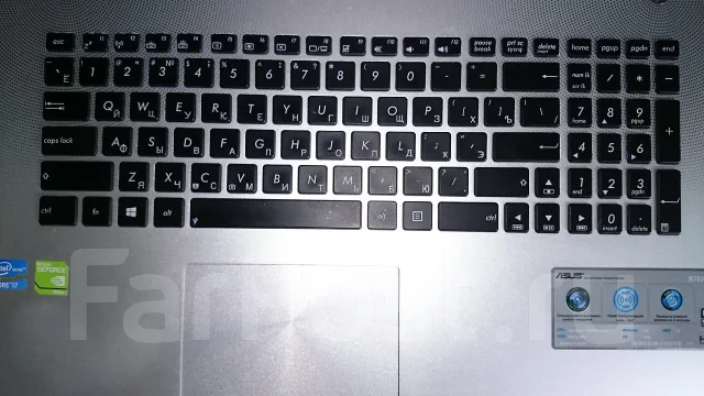 Asus N76VM. 17", 2 400����, ��� 8 ��, ���� 1 000���, WiFi: 1, Bluetooth: 1, ����������� �� 4��. ����