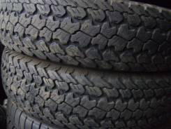Goodyear Wrangler AT/S. Всесезонные, 2013 год, износ: 20%, 2 шт