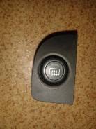 Кнопка включения обогрева. Honda: Civic Ferio, Civic, Integra SJ, Partner, Domani, Orthia, Ballade Двигатели: D16B1, F16X4, B16A4, D15Z5, B16A2, MF616...