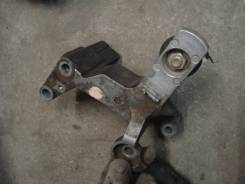 Кронштейн опоры двигателя. Honda Civic Ferio, CBA-ES1, UA-ES1, LA-ES1 Honda Civic, LA-EU1, UA-EU1 Honda Stream, LA-RN1, UA-RN1, CBA-RN1 Honda Edix, CB...