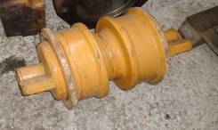 Каток гусеницы опорный двубортный. Komatsu Caterpillar Isuzu Kubota