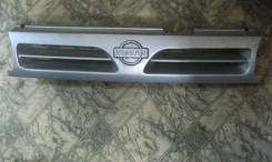 Решетка радиатора. Nissan Primera, P10