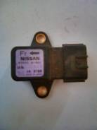 Датчик замедления. Nissan X-Trail, PNT30, NT30 Двигатели: YD22ETI, QR20DE, QR25DE, SR20VET