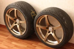 Yokohama. 9.0x18", 3x98, 5x114.3, ET45 ����