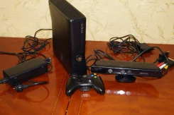 Microsoft Xbox 360 Slim 250Gb ����