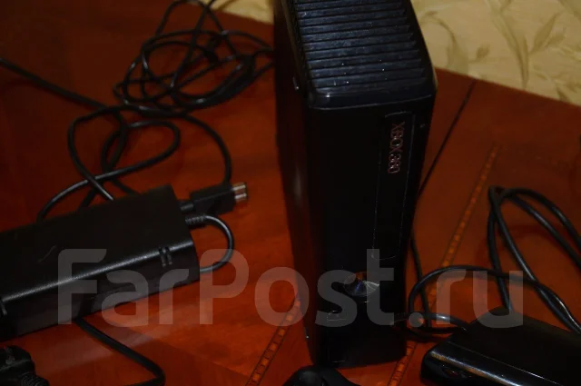 Microsoft Xbox 360 Slim 250Gb ����