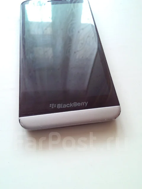 BlackBerry Z30. �/� ����