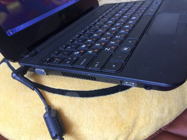 Compaq Mini. 10.1", 1,6����, ��� 2048 ��, ���� 160���, WiFi: 1, Bluetooth: 1 ����