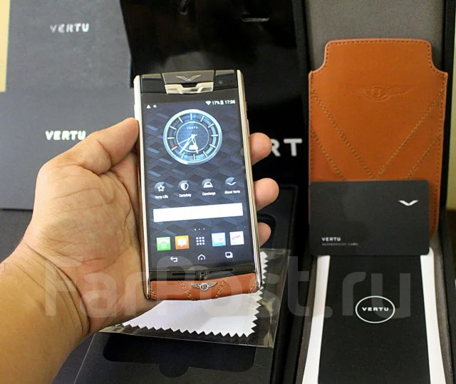 Vertu Signature. �����. ��� ����� �� ���������� ����