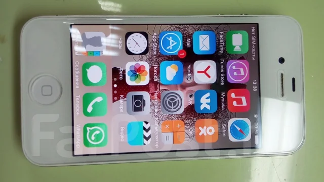 Apple iPhone 4 ����