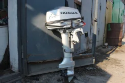 Honda. 4-�������, ����������, ���� S (381 ��) ����