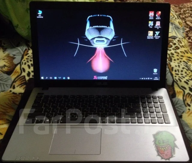 Asus X550CC-XO062H. 15.6", 1,8����, ��� 8 ��, ���� 500���, WiFi: 1, Bluetooth: 1, ����������� �� 4��. ����