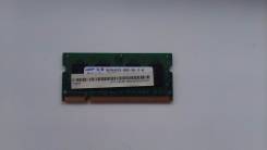 SO-DIMM DDR2.