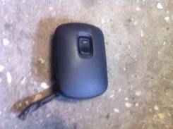 Кнопка стеклоподъемника. Daihatsu Terios, J102G