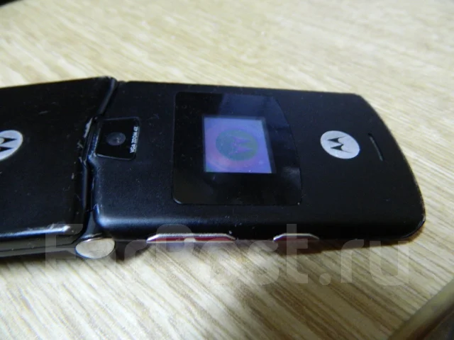 Motorola RAZR V3 ����