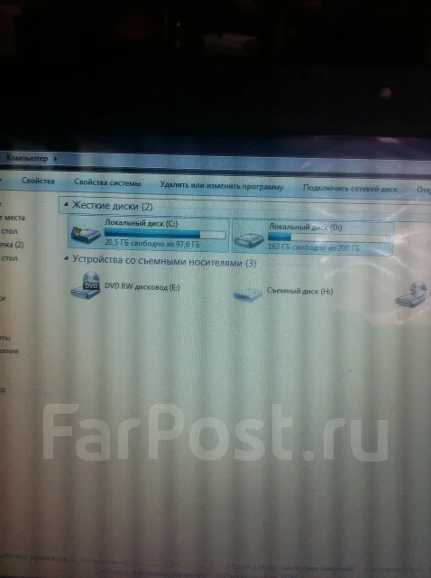 Asus K45A. 2,5����, ��� 4 ��, ���� 300���, WiFi: 1, Bluetooth: 1, ����������� �� 8��. ����