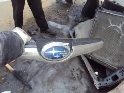 Молдинг решетки радиатора. Subaru