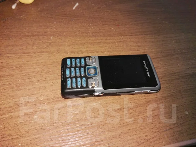 Sony Ericsson C702 ����