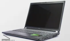 Roverbook Pro ����