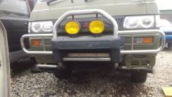 Бампер. Mitsubishi Delica, P25W, P35W Двигатель 4D56