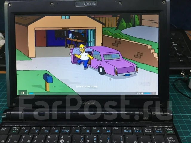 Asus Eee PC 900HA. 9", 2����, ��� 1024 ��, ���� 8���, WiFi: 1, ����������� �� 1��. ����