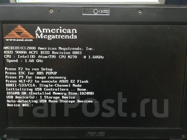 Asus Eee PC 900HA. 9", 2����, ��� 1024 ��, ���� 8���, WiFi: 1, ����������� �� 1��. ����