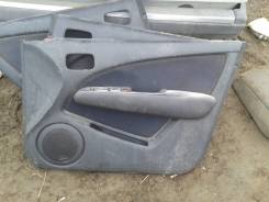 Обшивка двери. Mitsubishi Airtrek, CU4W