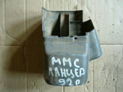 Панель рулевой колонки. Mitsubishi Lancer, CB3A Двигатель 4G91
