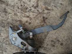 Педаль тормоза. Toyota: Vitz, ist, Platz, Succeed, Probox Двигатели: 1SZFE, 1NZFE, 2NZFE, 1NZFNE