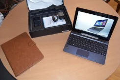 Asus Transformer Book. 10.1������� (26���), ��� 2048 ��, ���� 32 ��, WiFi, Bluetooth