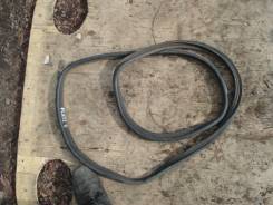 Уплотнитель крышки багажного отсека. Toyota Yaris, NCP11, NCP12 Toyota Platz, NCP12, NCP16, SCP11 Toyota Echo, NCP11, NCP12 Двигатели: 1NZFE, 2NZFE, 1...