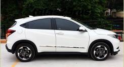 Накладка на боковую дверь. Honda Vezel