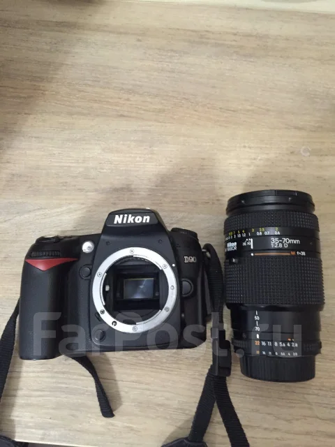 Nikon D90 ����