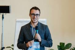 Преподаватель английского языка. Высшее образование, опыт работы 3 года