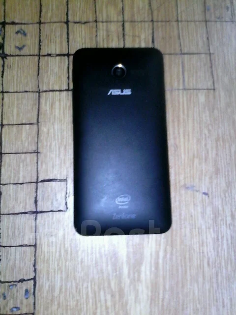 Asus ZenFone 4 ����