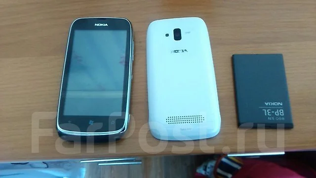 Nokia Lumia 610 ����
