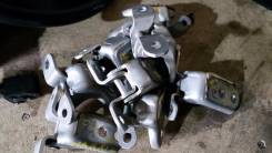 Крепление боковой двери. Lexus: RX330, ES330, RX350, ES300, RX300, RX400h Toyota Windom, MCV30 Toyota Harrier, GSU35, GSU36, GSU31, GSU30, MHU38, MCU3...