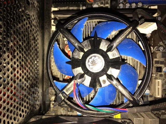 AMD Athlon II X2 270 ����