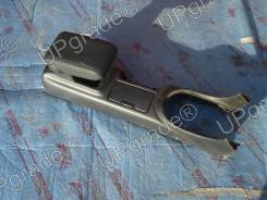 Подлокотник. Lexus IS300, GXE10, JCE10 Lexus IS200, GXE10, JCE10 Toyota Altezza, JCE15, SXE10, GXE10, JCE10, GXE15, GXE10W, GXE15W, JCE10W, JCE15W Toy...