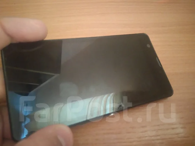 Sony Xperia ZR. �/� ����