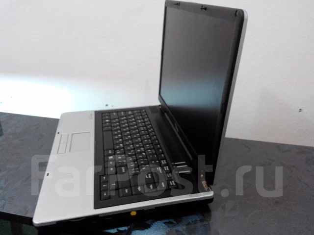 Fujitsu. 17", 2����, ��� 1024 ��, ���� 120���, WiFi: 1, Bluetooth: 1 ����